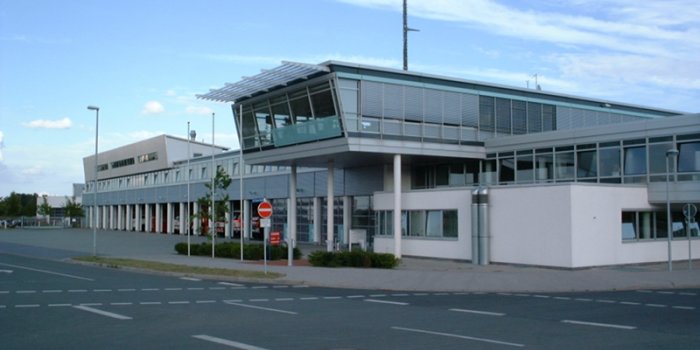 Foto: Außenansicht der Leitstelle Erfurt © Stadtverwaltung Erfurt eine Ansicht der Zentralen Leitstelle Erfurt im Gefahrenschutzzentrum von außen